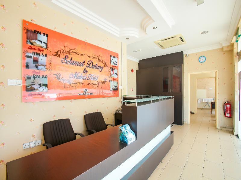 Oyo 89536 Hazris Hotel Batu Pahat Esterno foto